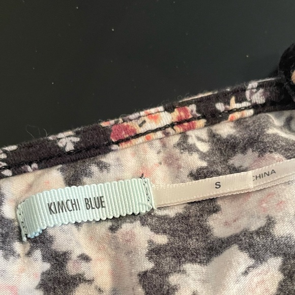 URBAN OUTFITTERS crop tank - Picture 4 of 4